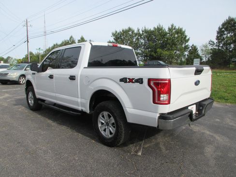 Used 2017 Ford F150 XLT image 7