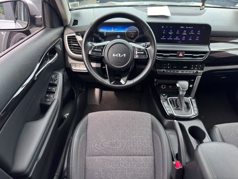 Used 2024 Kia Seltos S image 24