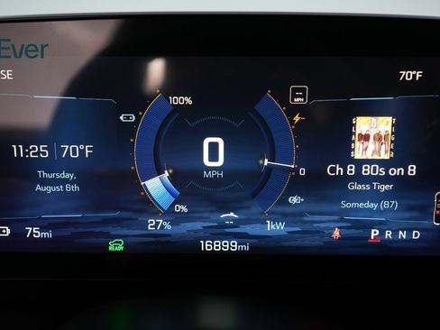 Used 2024 Chevrolet Blazer EV LT AWD/4WD image 7