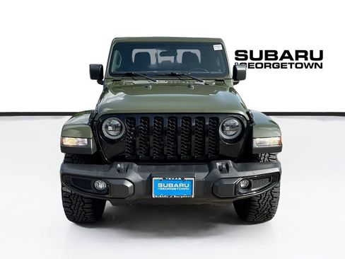 Used 2021 Jeep Gladiator Sport AWD/4WD image 2