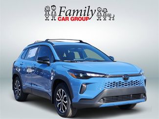 New 2026 Toyota Corolla Cross SE video 2