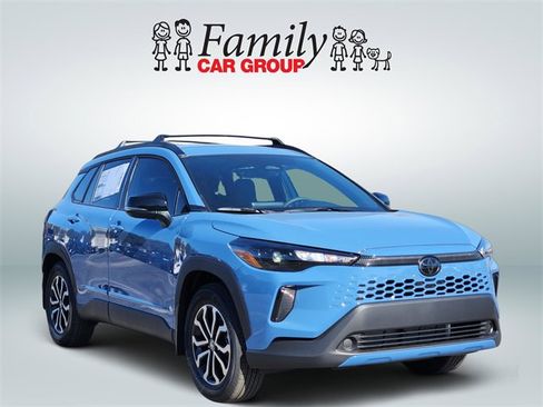 New 2026 Toyota Corolla Cross SE image 2