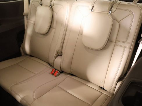 Used 2022 Lincoln Aviator Reserve w/ Equipment Group 201A image 14