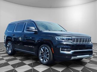 Used 2023 Jeep Grand Wagoneer Series III AWD/4WD video 1