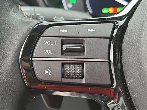 Used 2026 Honda CR-V Sport Touring image 17