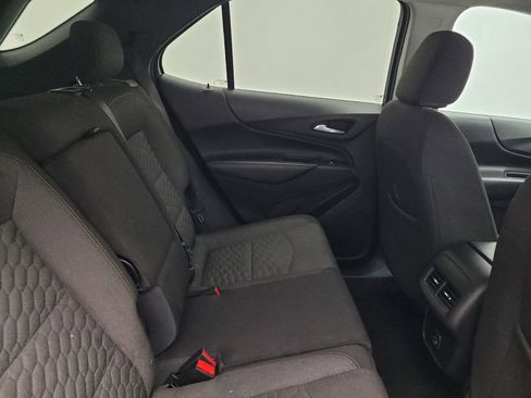 Used 2020 Chevrolet Equinox LT image 19