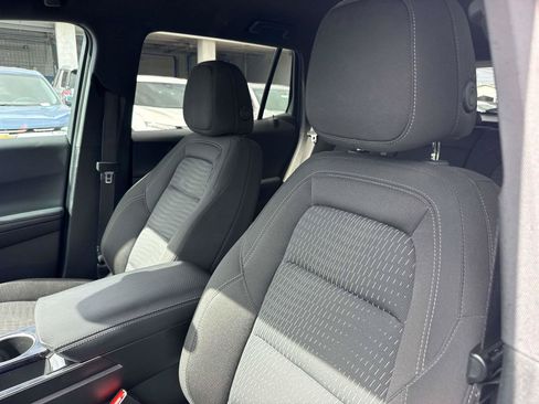 Used 2025 Chevrolet Equinox LT AWD/4WD image 24