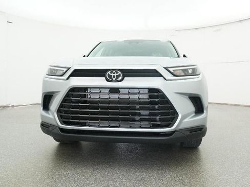 New 2026 Toyota Grand Highlander XLE image 31