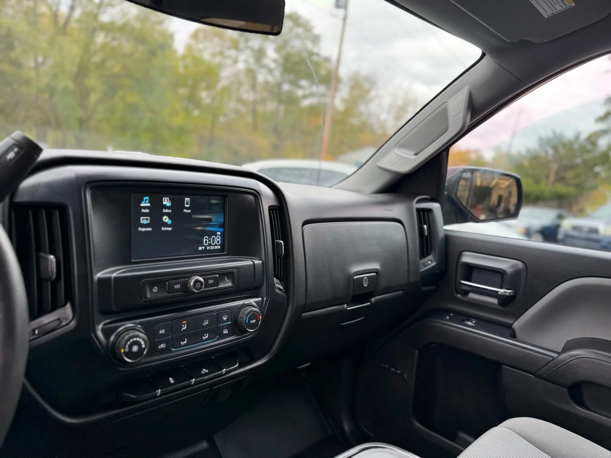 Used 2019 GMC Sierra 1500 Limited w/ Sierra Convenience Package AWD/4WD image 12