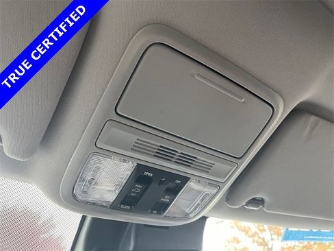 Certified 2022 Honda Pilot Special Edition image 36