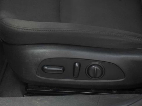 Used 2020 Chevrolet Malibu RS image 23