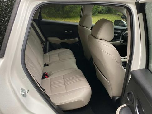 Used 2024 Honda HR-V EX-L image 33