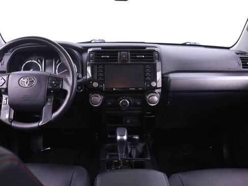 Used 2020 Toyota 4Runner TRD Off-Road Premium w/ Moonroof Package AWD/4WD image 5