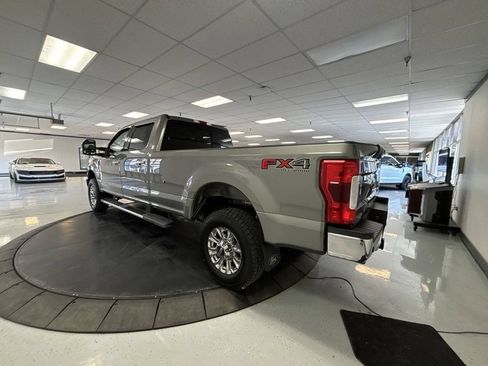 Used 2019 Ford F350 Lariat w/ Chrome Package AWD/4WD image 6