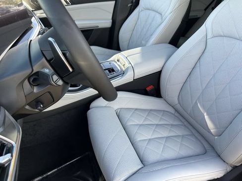 Used 2026 BMW X5 M60i AWD/4WD image 20