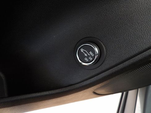 Used 2024 Chevrolet Blazer LT w/ Convenience Package image 27