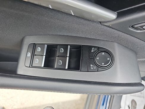 Used 2023 MAZDA CX-30 AWD 2.5 S image 29