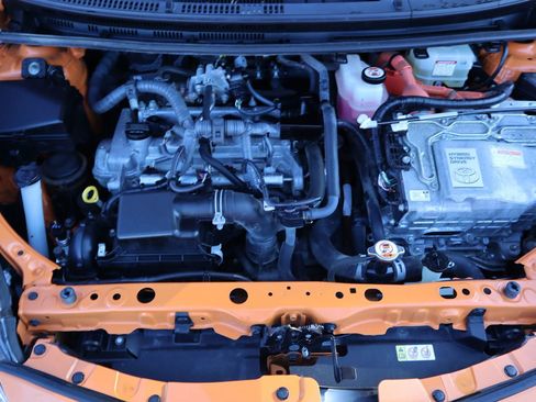 Used 2018 Toyota Prius C Two image 35