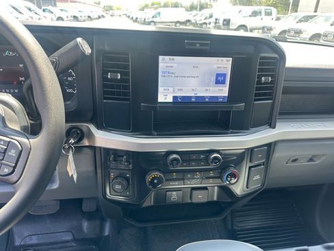 New 2025 Ford F550 4x4 Crew Cab Super Duty image 16