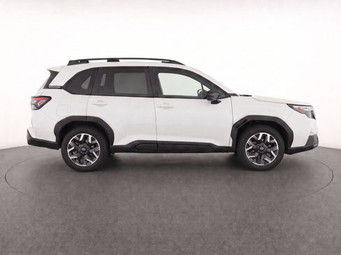 Used 2026 Subaru Forester Premium AWD/4WD image 8