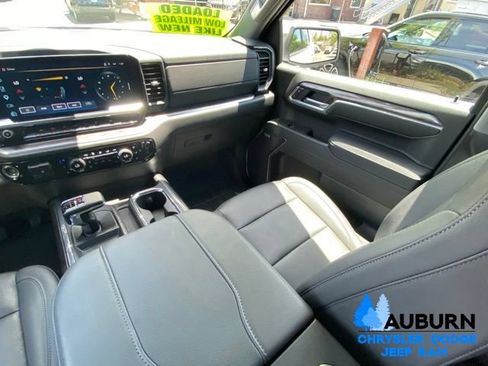 Used 2025 Chevrolet Silverado 1500 LTZ w/ Technology Package AWD/4WD image 27