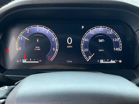 New 2025 Jeep Grand Cherokee Altitude image 24