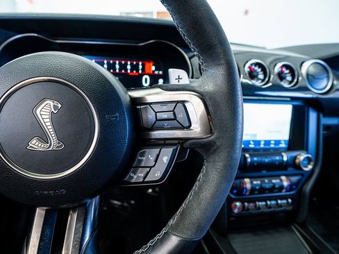 Used 2021 Ford Mustang Shelby GT500 w/ Technology Package image 48