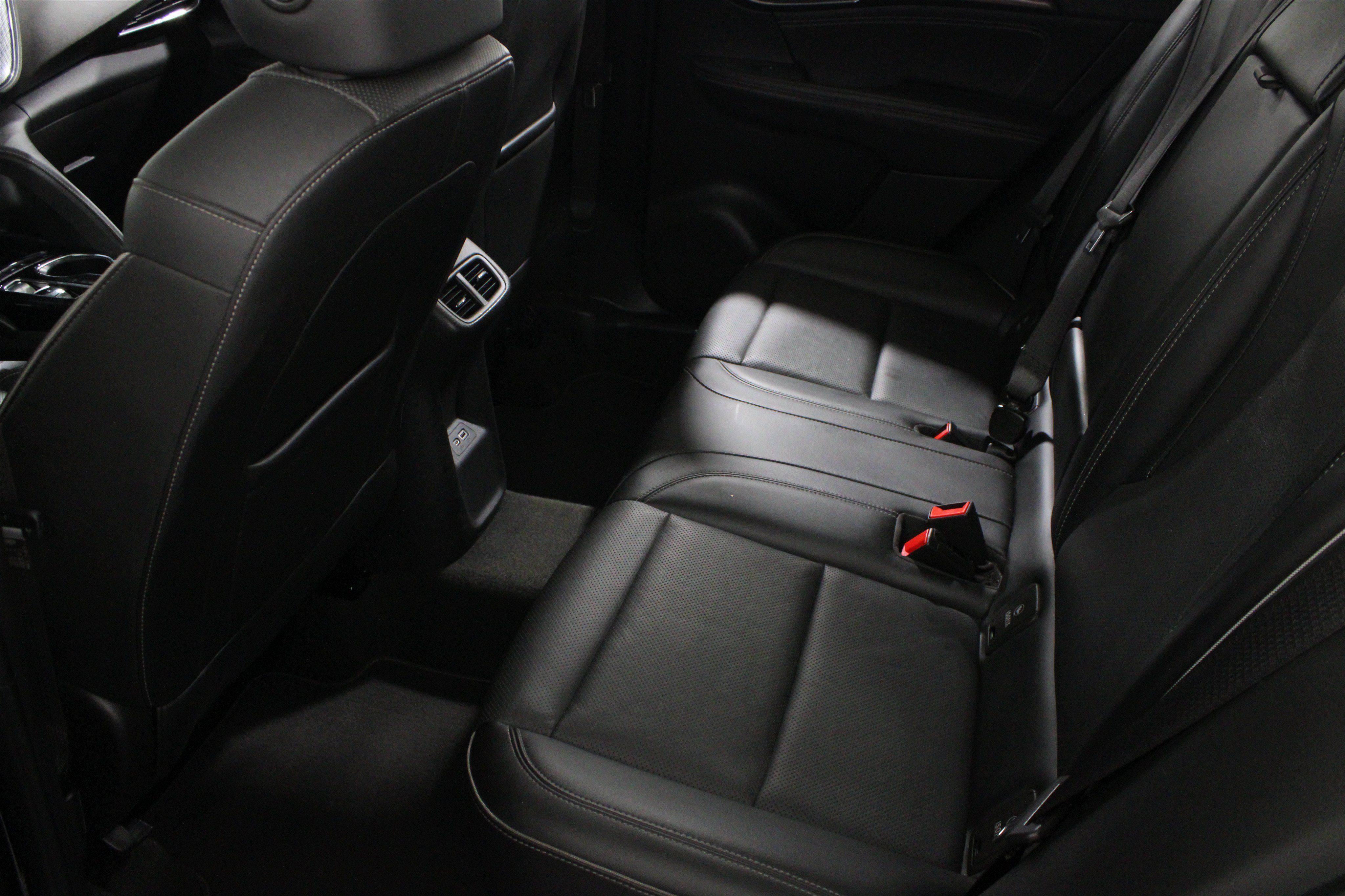 Used 2023 Buick Envision Essence FWD image 16