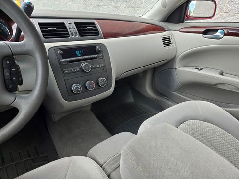 Used 2007 Buick Lucerne CX FWD image 19