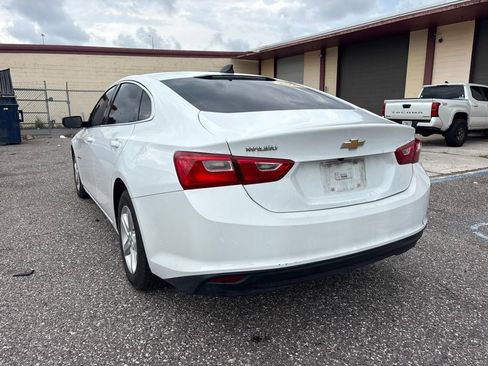 Used 2021 Chevrolet Malibu LS FWD image 5