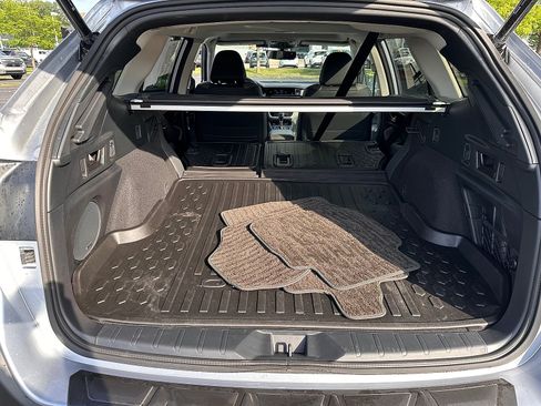 Certified 2025 Subaru Outback Onyx Edition AWD/4WD image 12