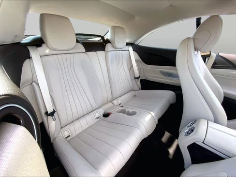 Used 2020 Mercedes-Benz E 450 Cabriolet image 18