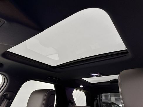 New 2026 Land Rover Discovery Dynamic SE AWD/4WD image 22