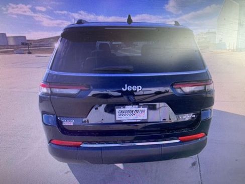 Used 2024 Jeep Grand Cherokee L Laredo w/ Luxury Tech Group I image 13