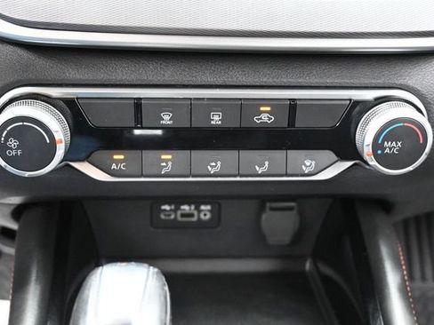 Used 2024 Nissan Altima 2.5 SR FWD image 20