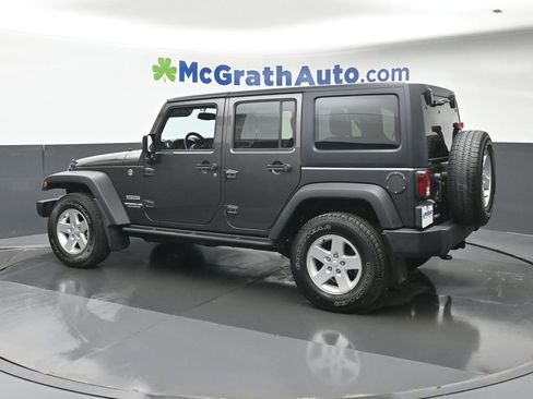 Used 2017 Jeep Wrangler Unlimited Sport w/ Quick Order Package 24S AWD/4WD image 18