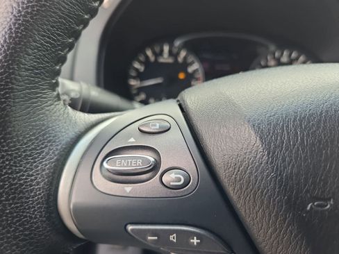 Used 2014 Nissan Pathfinder SL w/ Cargo Package FWD image 22