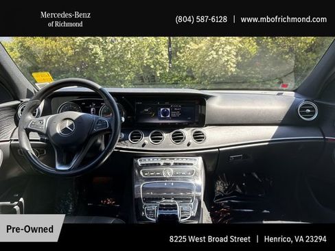 Used 2017 Mercedes-Benz E 300 4MATIC image 17