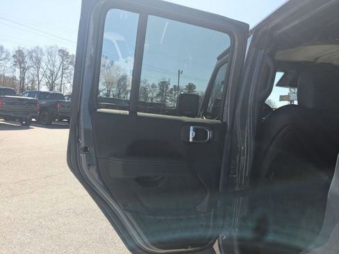 New 2026 Jeep Gladiator Sport AWD/4WD image 29