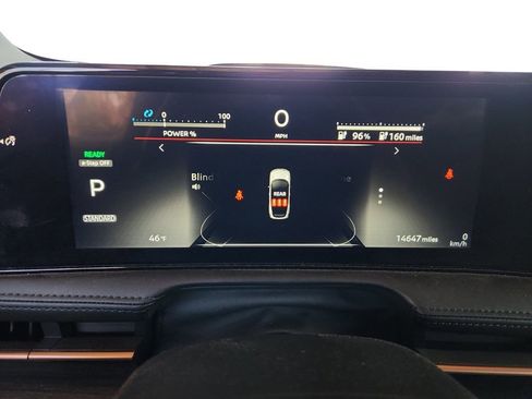 Used 2023 Nissan Ariya FWD image 15