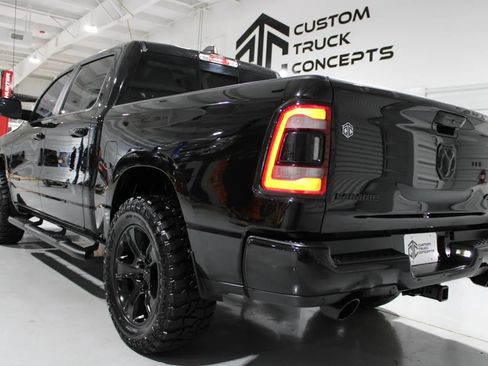 Used 2024 RAM 1500 Laramie AWD/4WD image 4