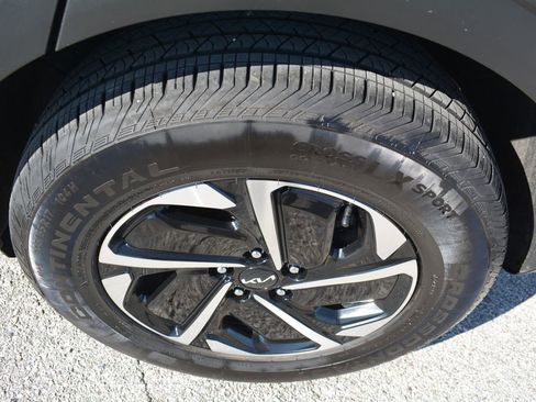 Used 2023 Kia Sportage LX AWD/4WD image 24