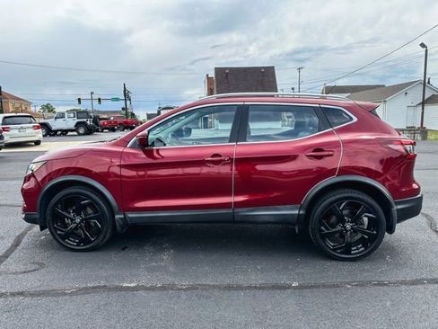 Used 2020 Nissan Rogue Sport SL FWD image 4