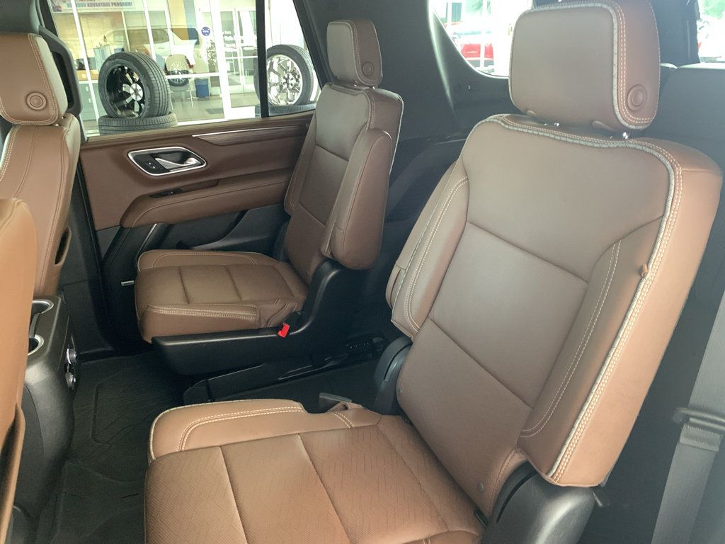 Used 2023 Chevrolet Tahoe High Country AWD/4WD image 18