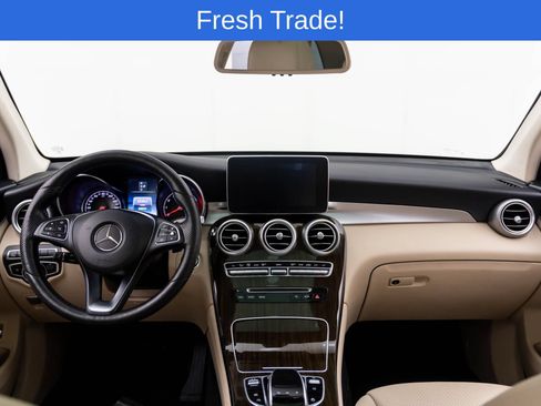 Used 2018 Mercedes-Benz GLC 300 4MATIC image 8