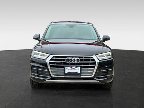 Used 2018 Audi Q5 2.0T Premium Plus w/ Premium Plus Package AWD/4WD image 2