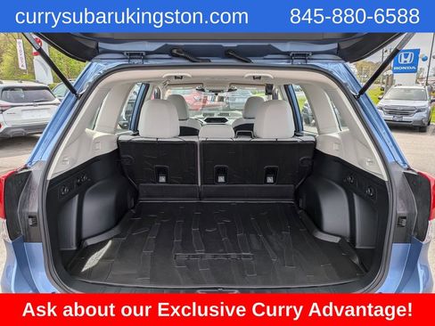Used 2023 Subaru Forester AWD/4WD image 5