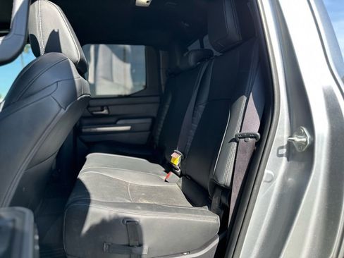 Used 2024 Toyota Tacoma TRD Off-Road w/ TRD Off Road Premium Package image 4