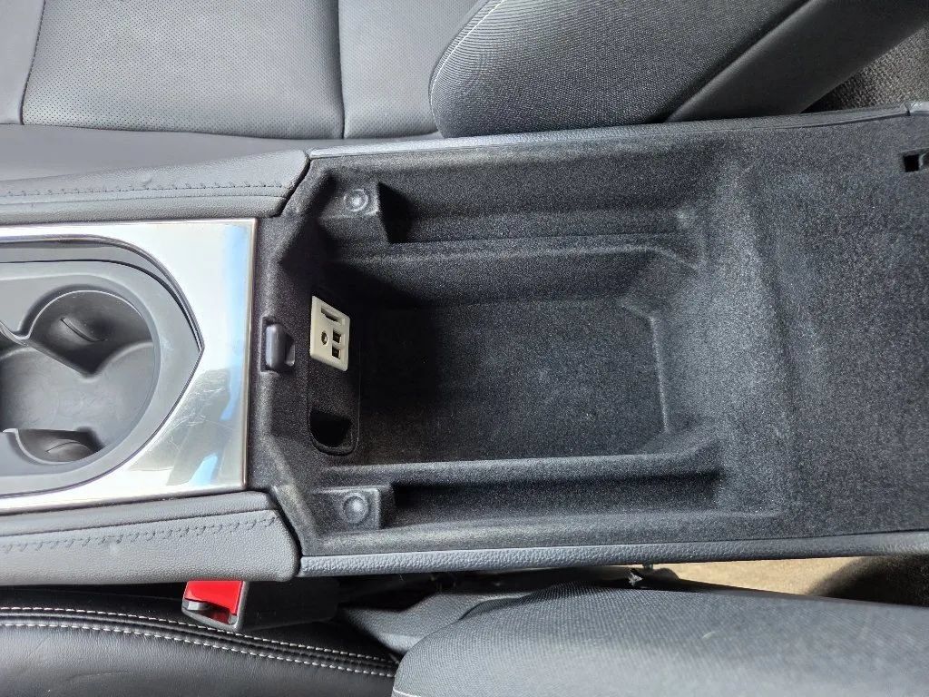 Used 2015 Cadillac ATS Luxury w/ Sun And Sound Package RWD image 40