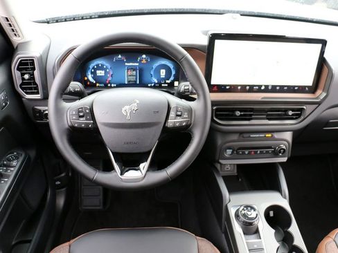 New 2025 Ford Bronco Sport Outer Banks w/ Outer Banks Tech Package+ AWD/4WD image 17